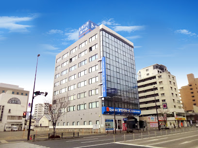 キュラーズ トランクルーム薬院店, 福岡