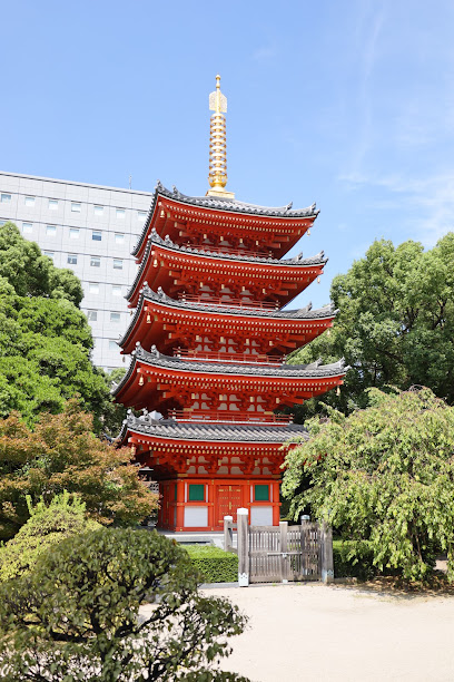 東長寺, 福岡