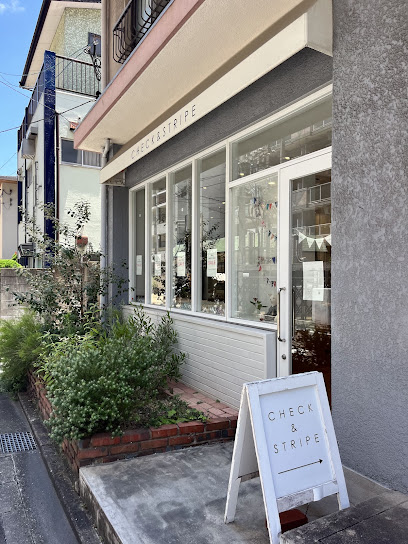 CHECK&STRIPE 福岡薬院店 チェックアンドストライプ福岡薬院店